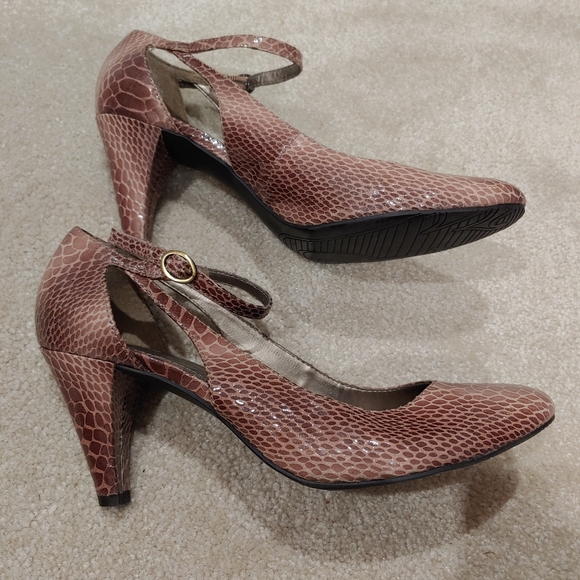 Sam & Libby brown snakeskin heels - Picture 5 of 10